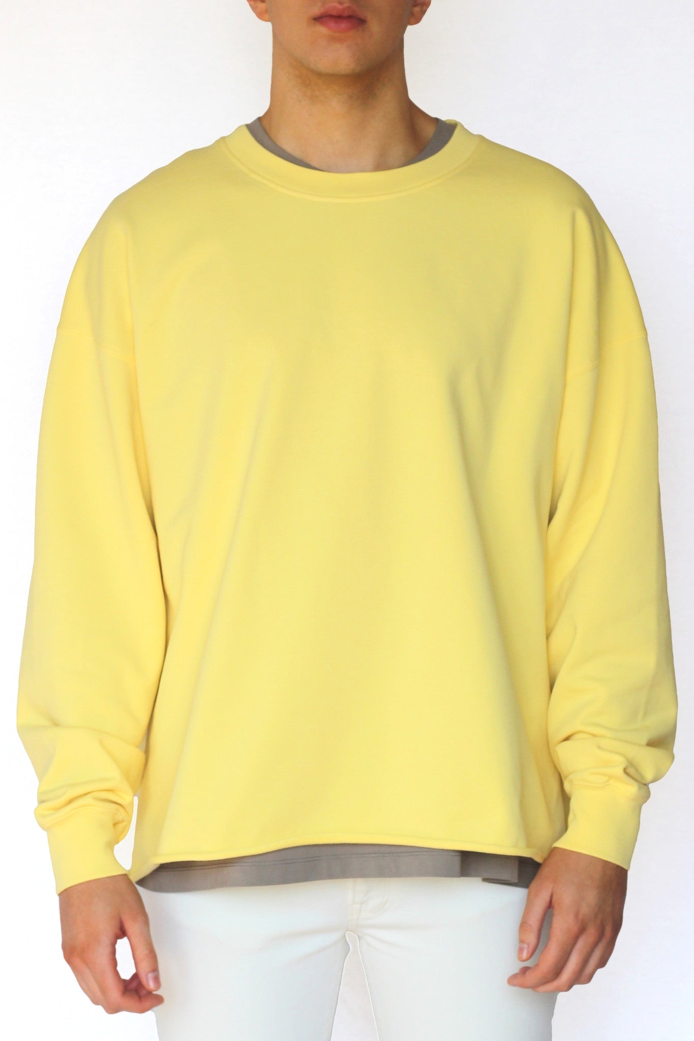 Philadelphia auktion lineal optimist yellow oversized raw-edge sweatshirt – Commun des Mortels